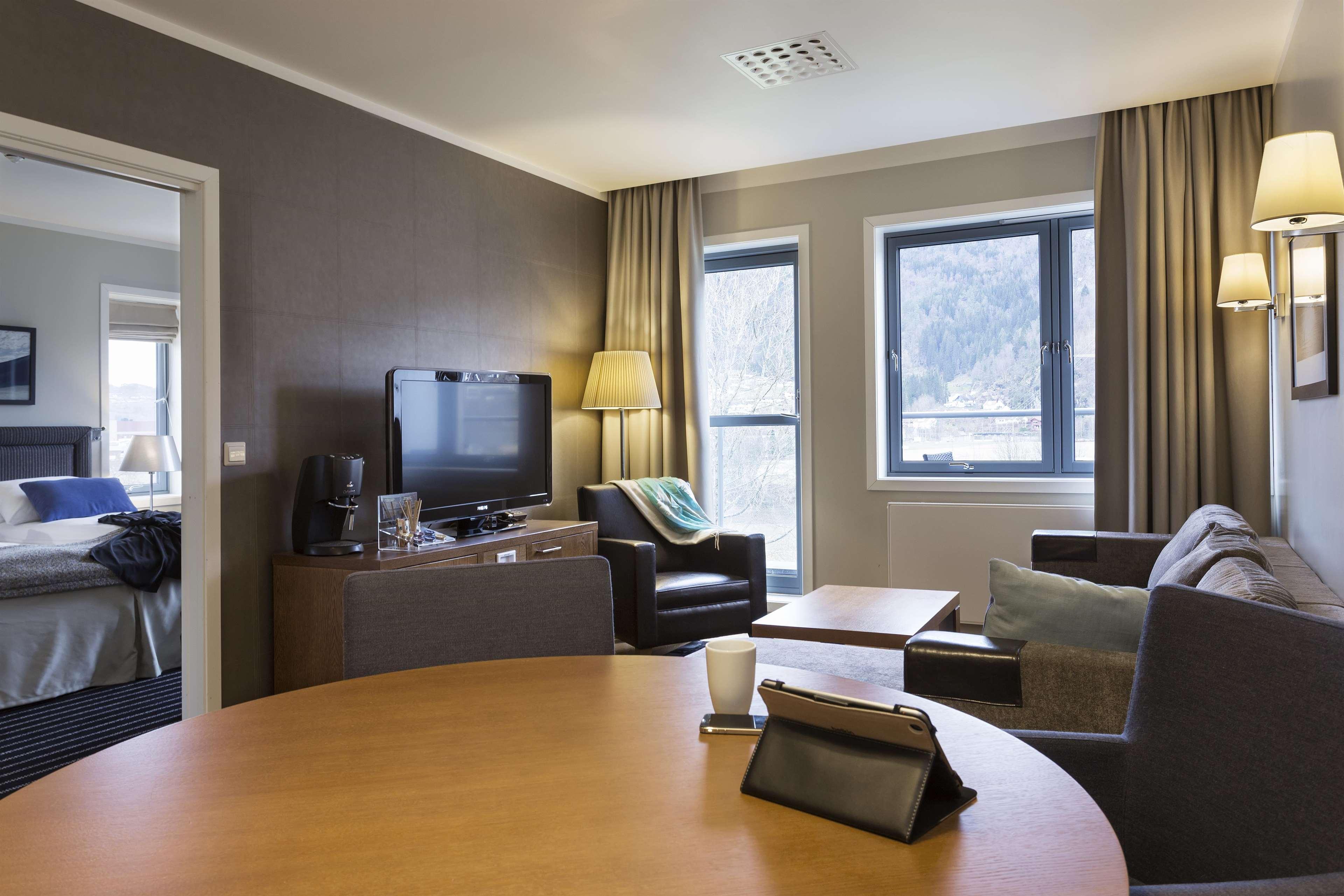 Scandic Sunnfjord Hotel & Spa Førde Εξωτερικό φωτογραφία