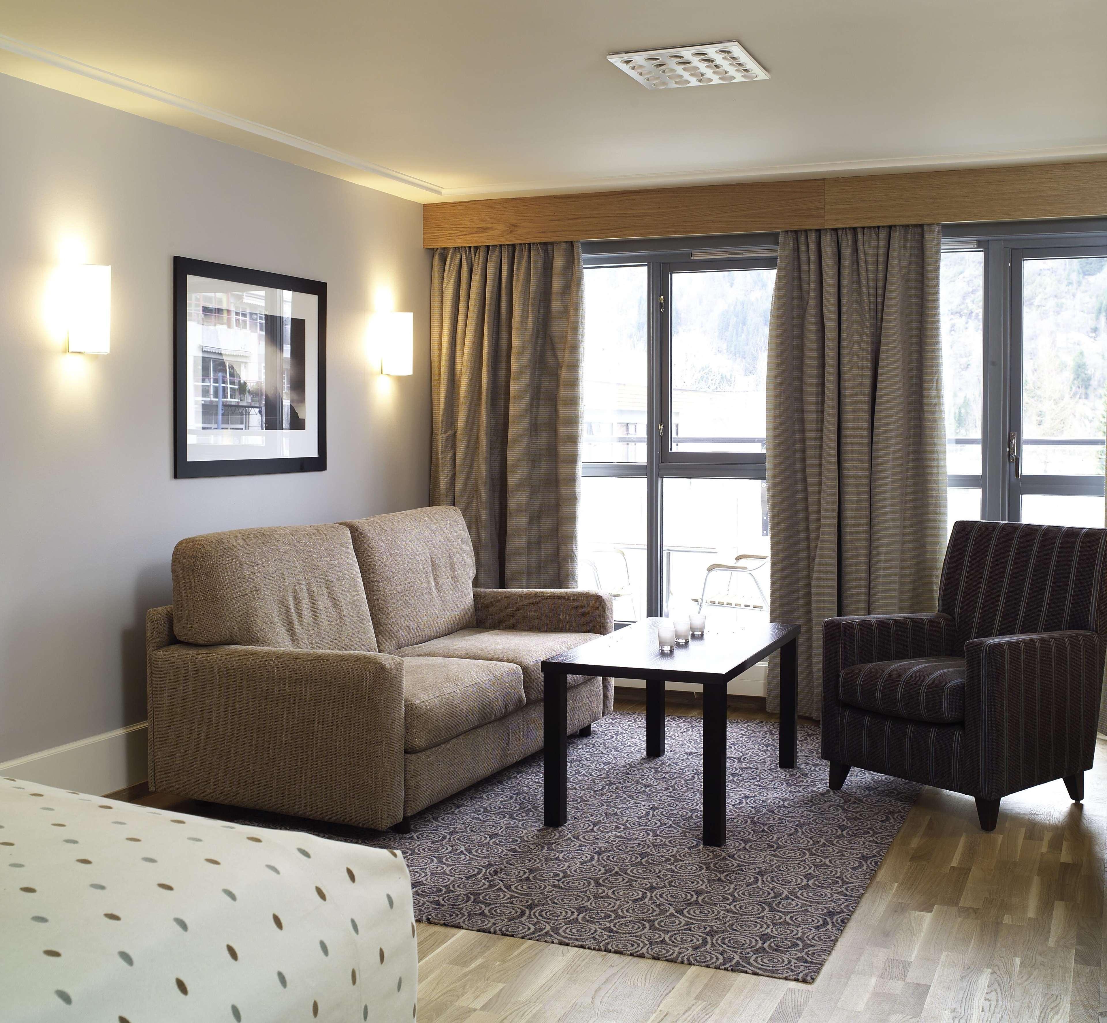 Scandic Sunnfjord Hotel & Spa Førde Εξωτερικό φωτογραφία