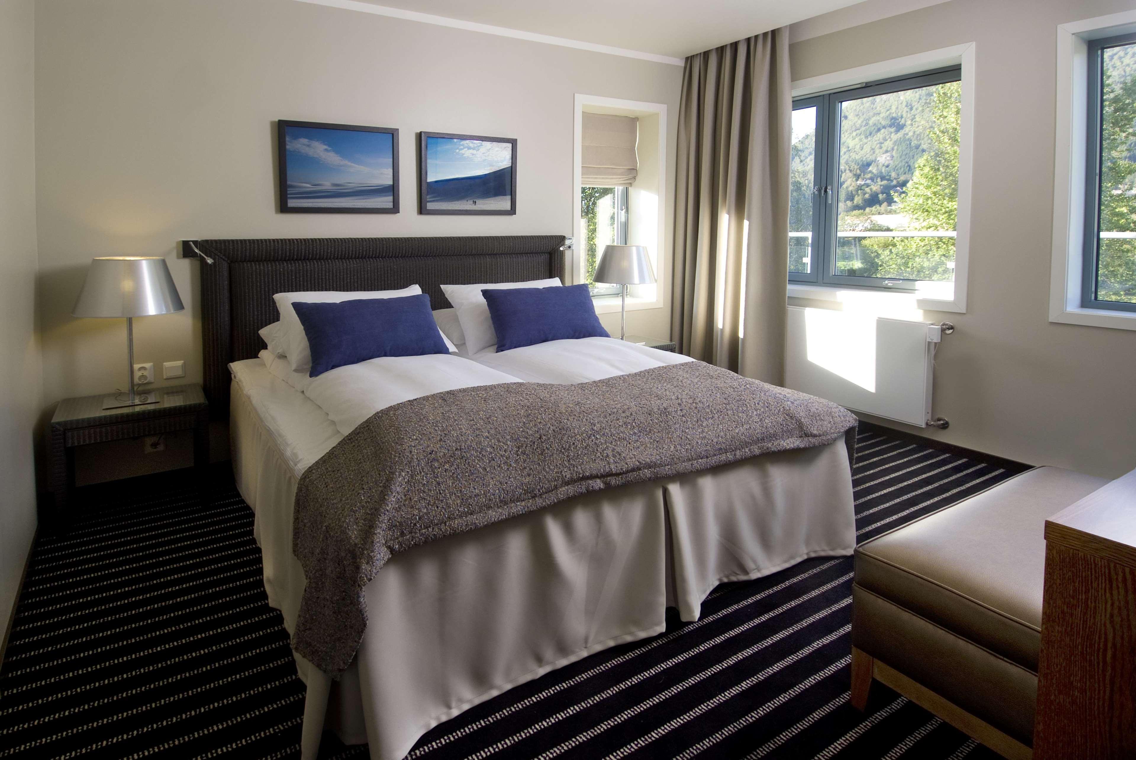 Scandic Sunnfjord Hotel & Spa Førde Εξωτερικό φωτογραφία