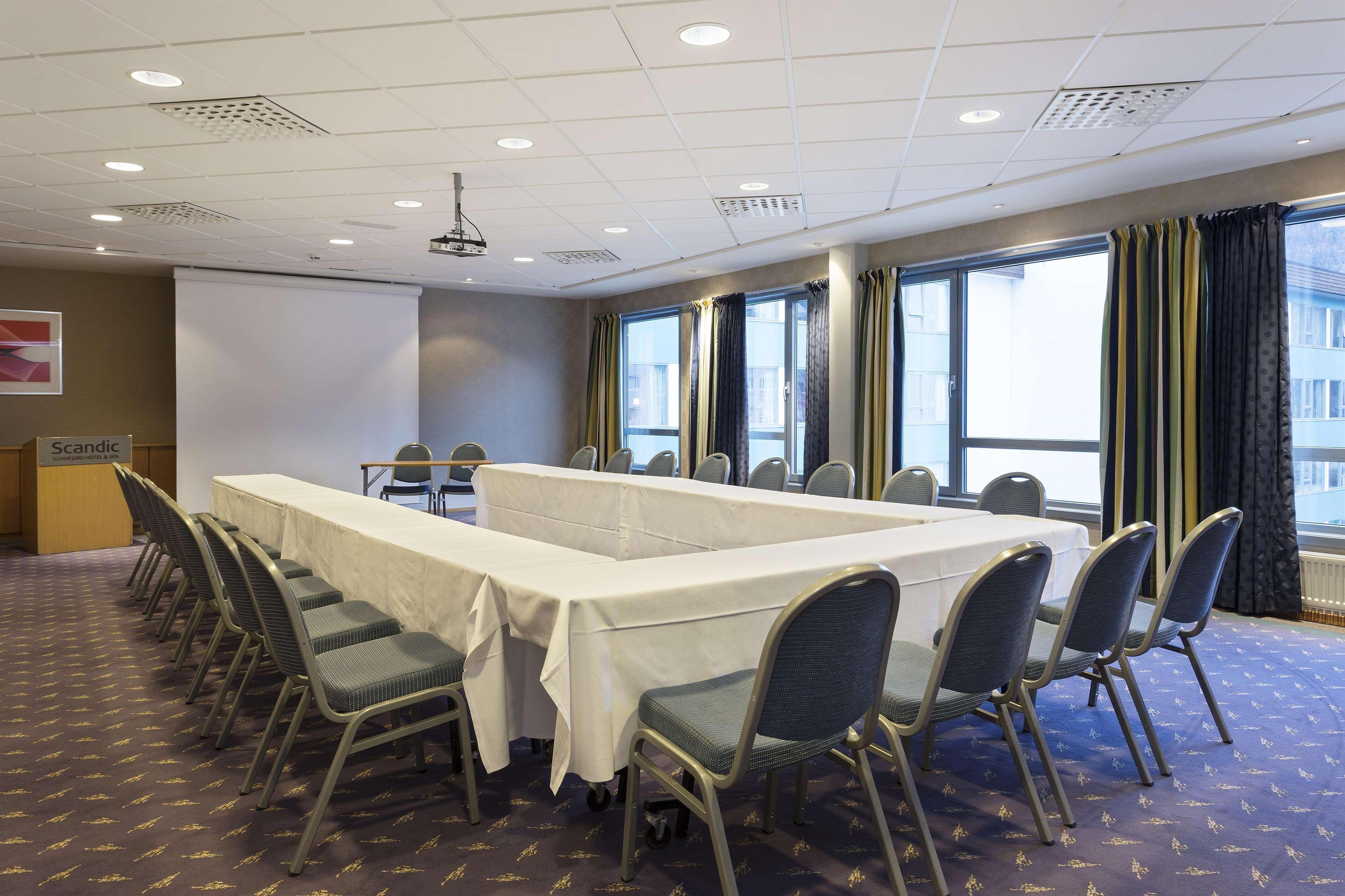Scandic Sunnfjord Hotel & Spa Førde Εξωτερικό φωτογραφία
