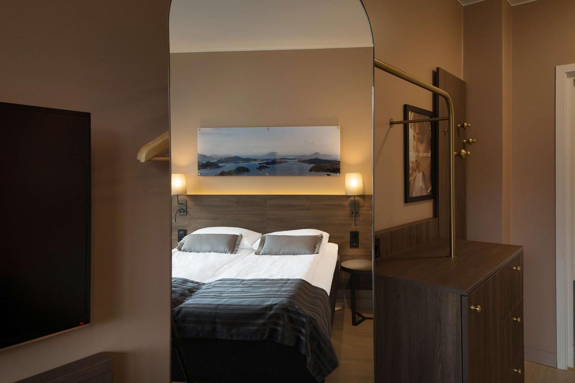Scandic Sunnfjord Hotel & Spa Førde Εξωτερικό φωτογραφία