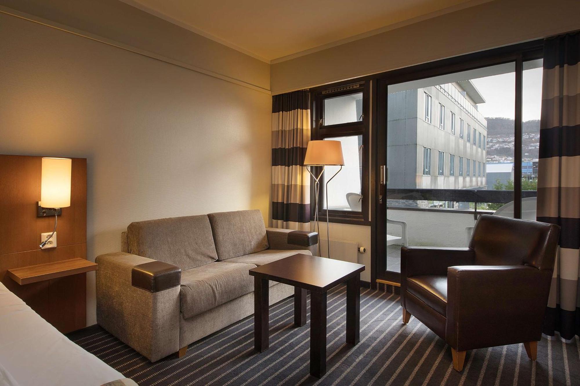 Scandic Sunnfjord Hotel & Spa Førde Εξωτερικό φωτογραφία