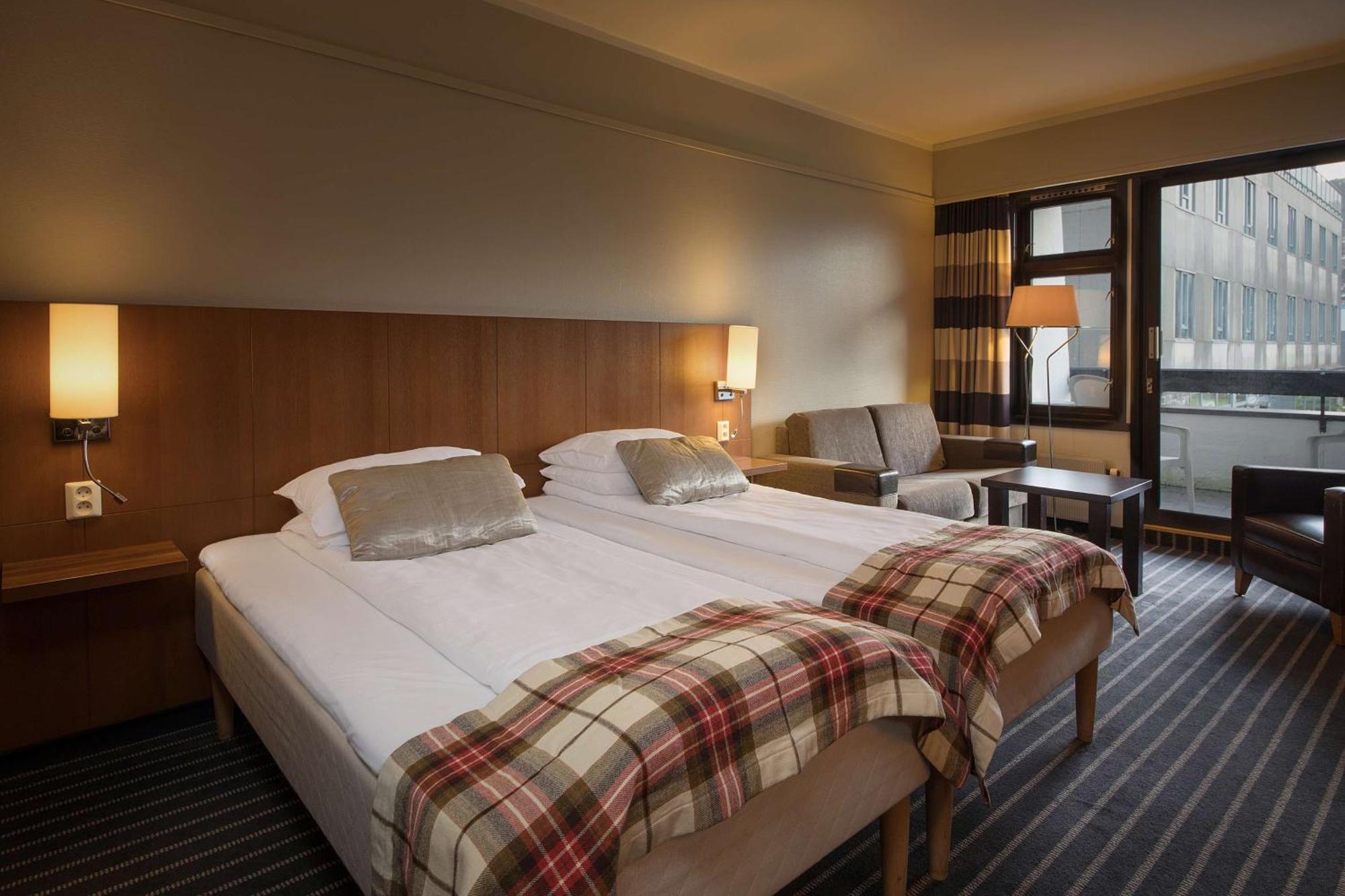 Scandic Sunnfjord Hotel & Spa Førde Εξωτερικό φωτογραφία